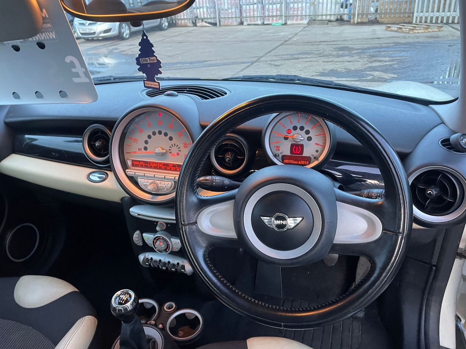 Used MINI Hatch 2010 for sale - 77679708: Photo 9