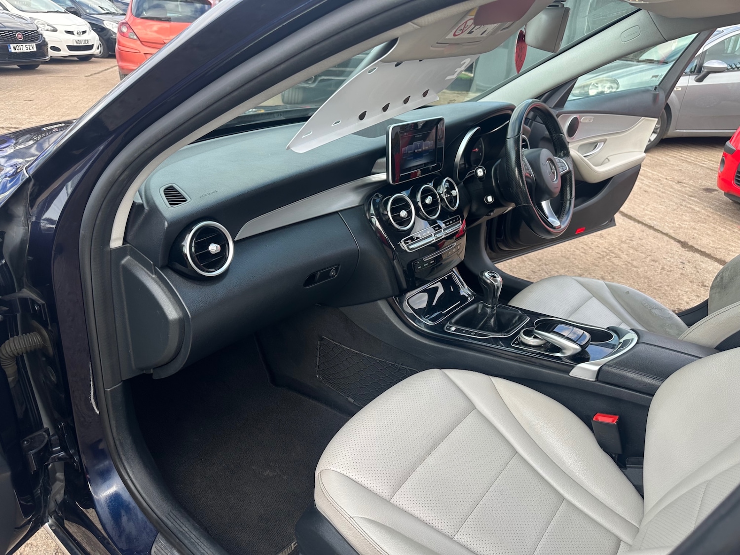 Used Mercedes-Benz C Class 2014 for sale - 78008475: Photo 17