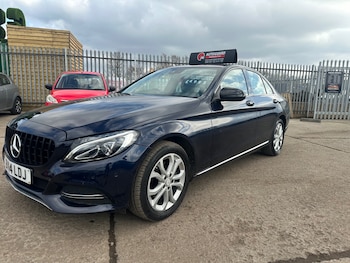 Used Mercedes-Benz C Class 2014 for sale - 78008475: Photo
