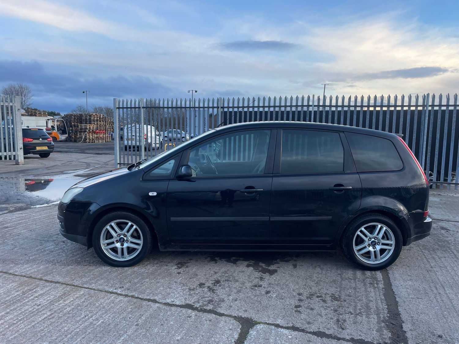 Used Ford Focus C-Max 2007 for sale - 77682222: Photo 2