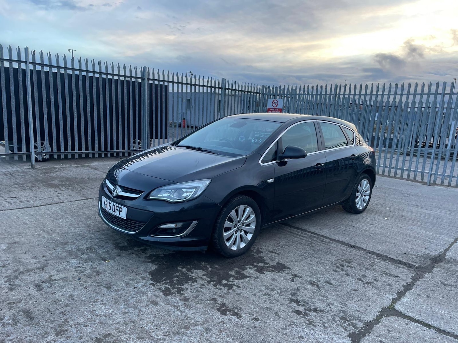Used Vauxhall Astra 2015 for sale - 77682174: Photo 3