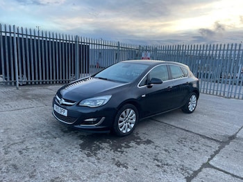 Used Vauxhall Astra 2015 for sale - 77682174: Photo