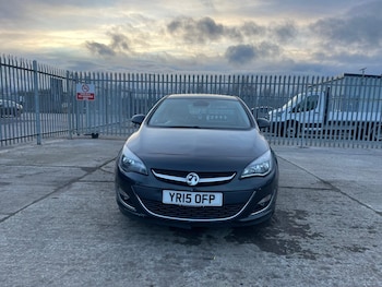 Used Vauxhall Astra 2015 for sale - 77682174: Photo