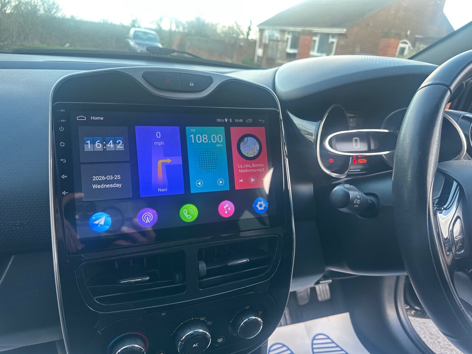 Used Renault Clio 2014 for sale - 78018576: Photo 18