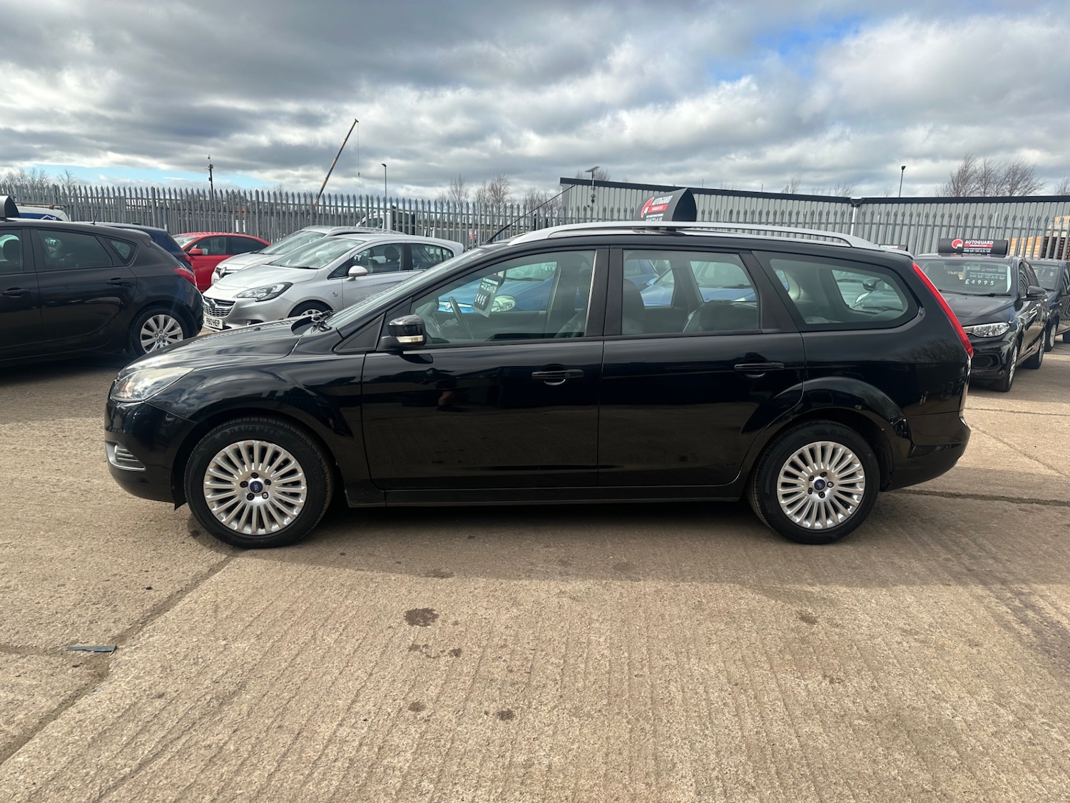 Used Ford Focus 2011 for sale - 77813848: Photo 5