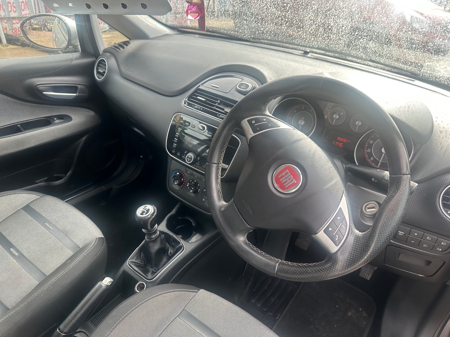 Used Fiat Punto Evo 2010 for sale - 77845418: Photo 9