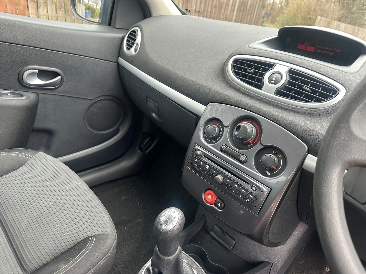 Used Renault Clio 2012 for sale - 77990338: Photo 9