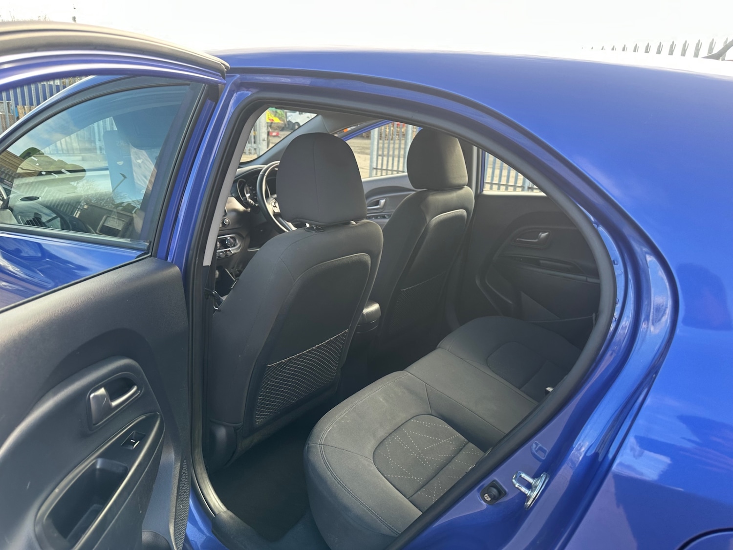 Used Kia Rio 2013 for sale - 77688623: Photo 18