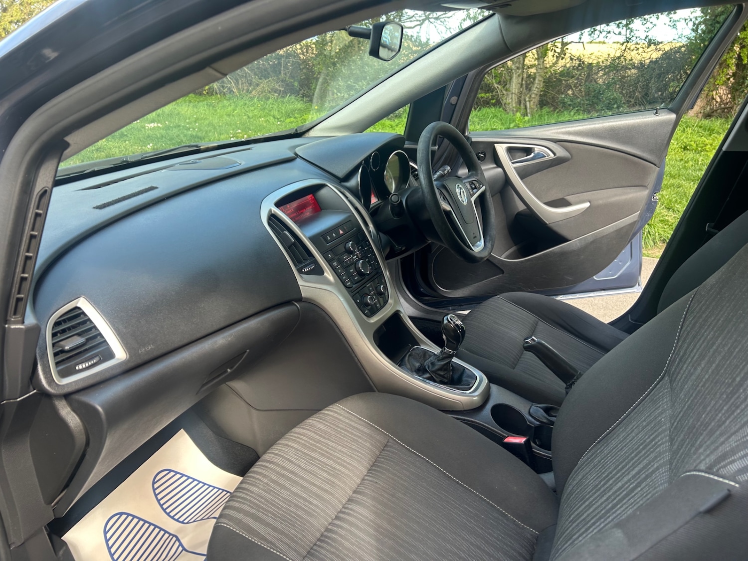 Used Vauxhall Astra 2011 for sale - 78202286: Photo 12