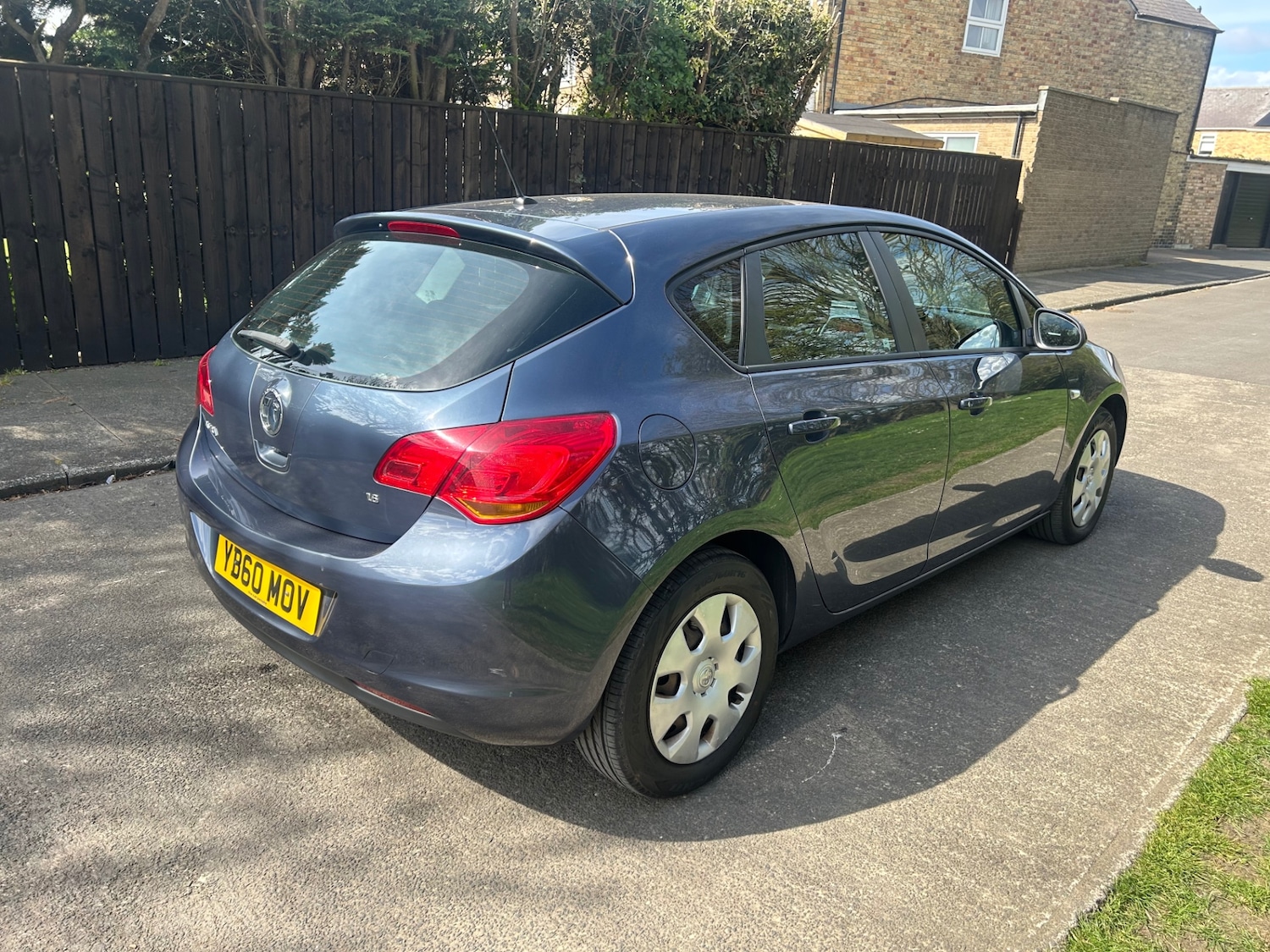 Used Vauxhall Astra 2011 for sale - 78202286: Photo 6