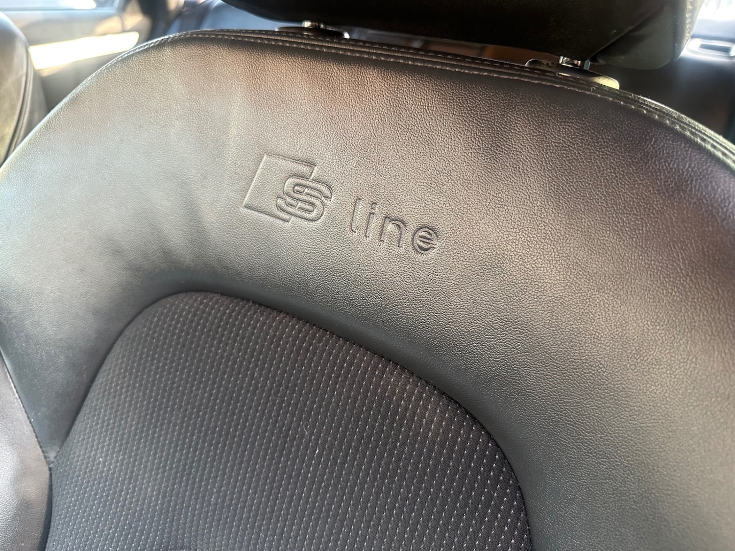 Used Audi A4 2011 for sale - 77766132: Photo 15