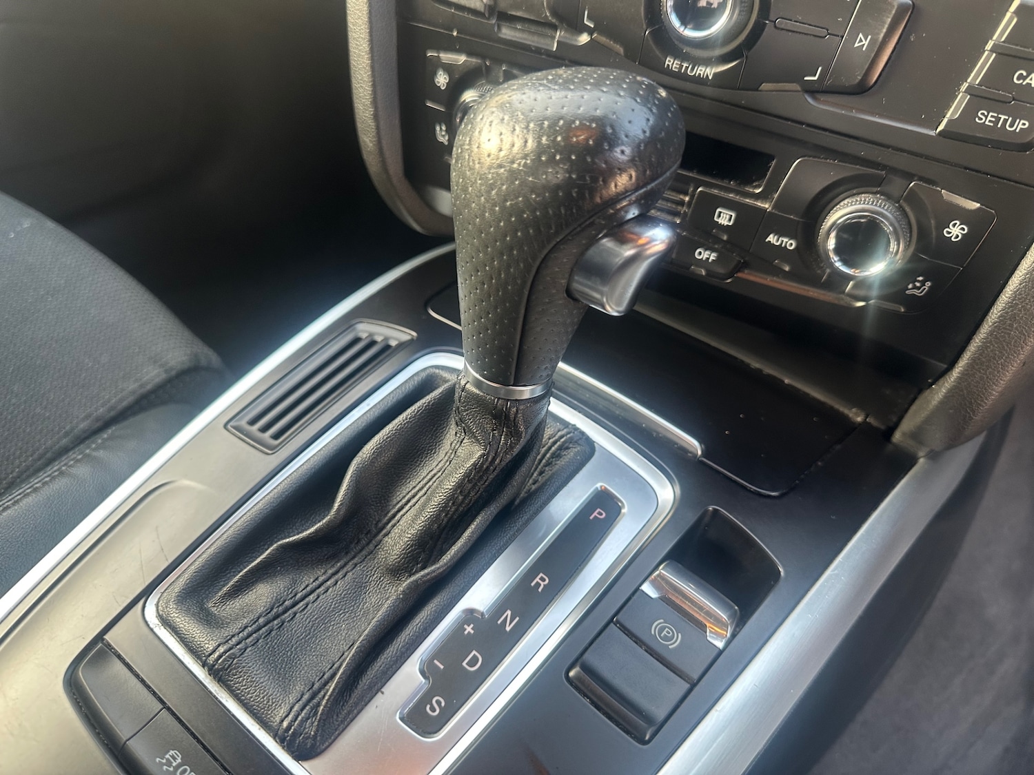 Used Audi A4 2011 for sale - 77766132: Photo 16