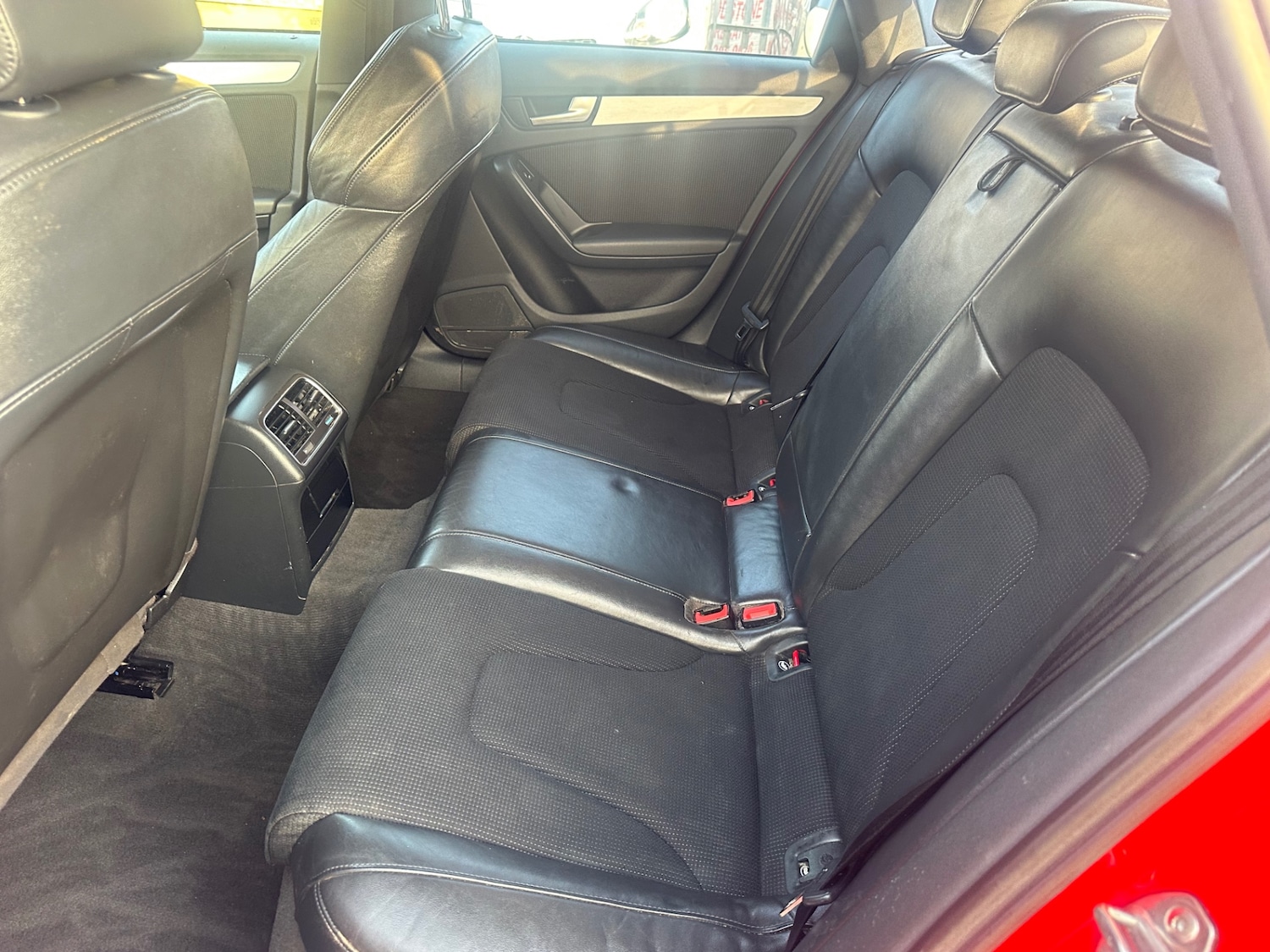 Used Audi A4 2011 for sale - 77766132: Photo 18