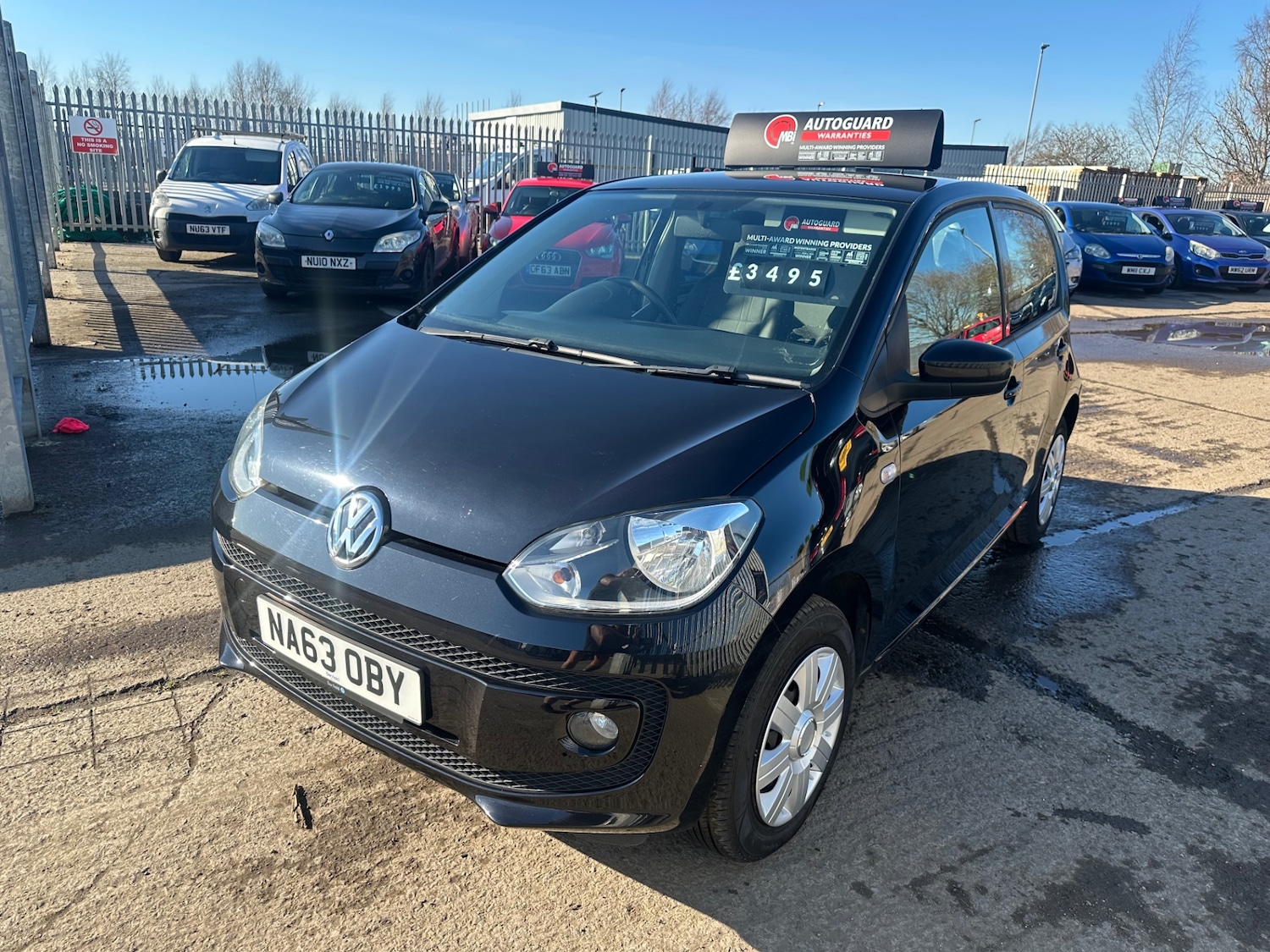 Used Volkswagen up! 2013 for sale - 77790407: Photo 2