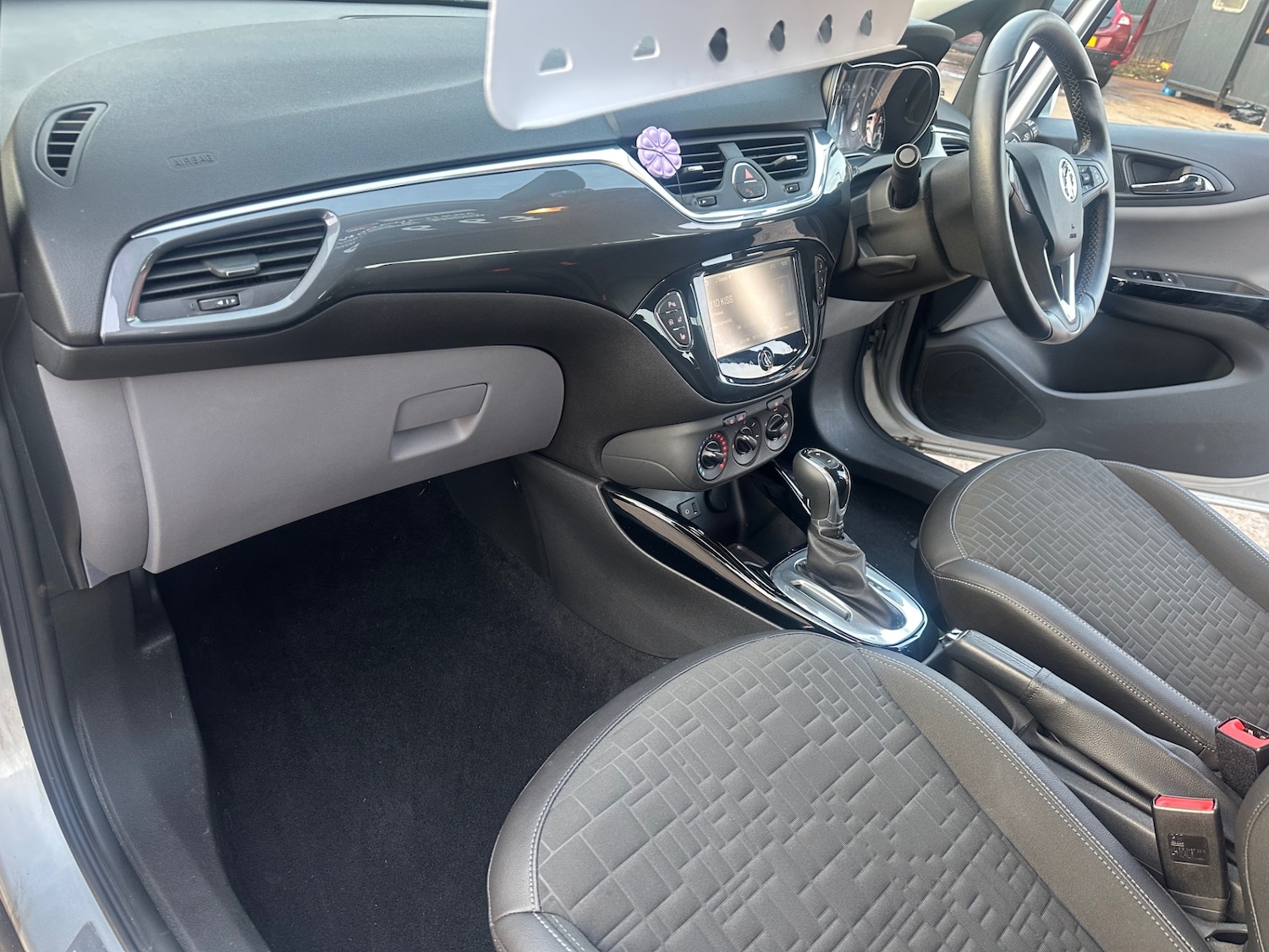 Used Vauxhall Corsa 2015 for sale - 77766093: Photo 10