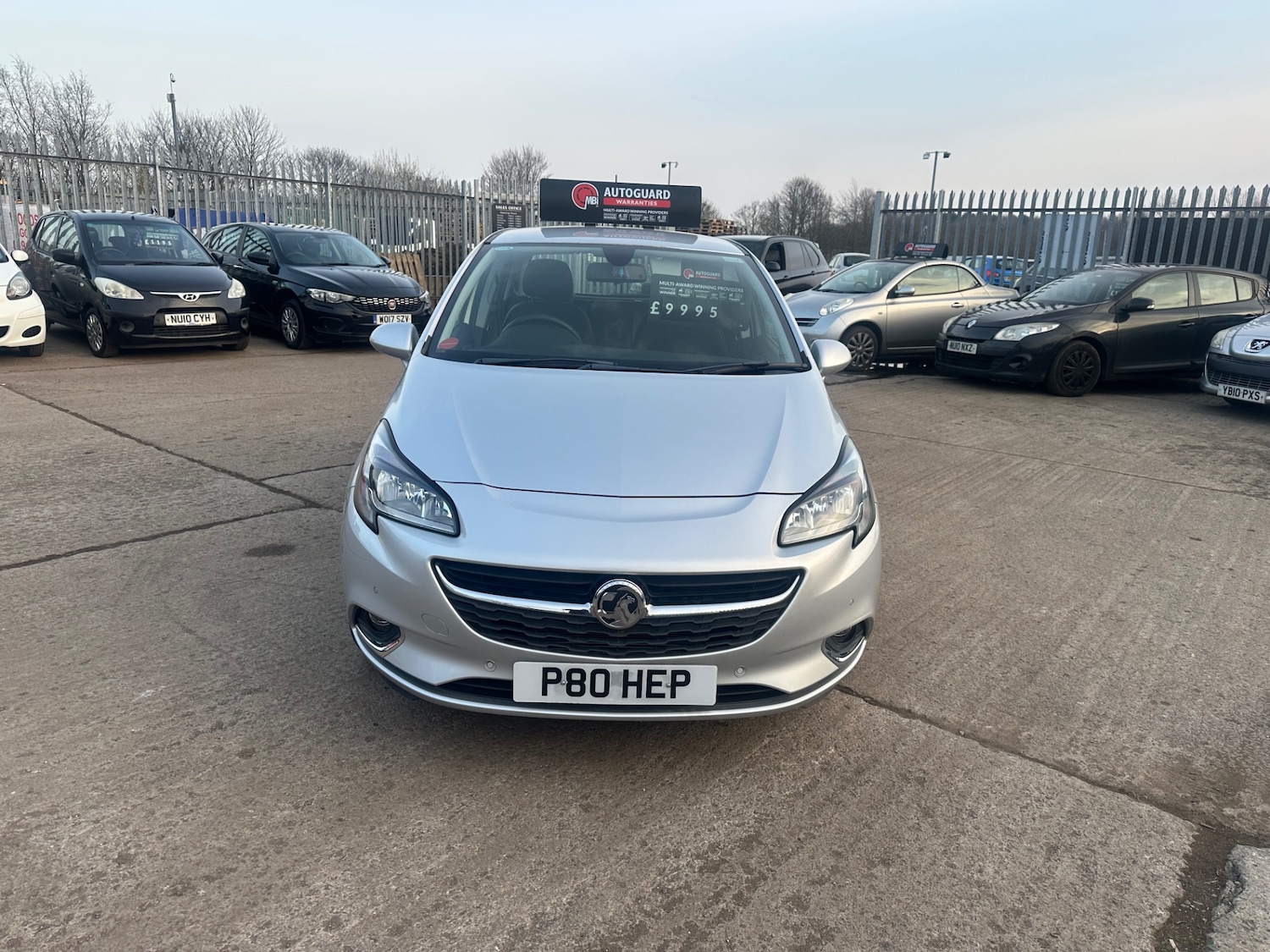 Used Vauxhall Corsa 2015 for sale - 77766093: Photo 2