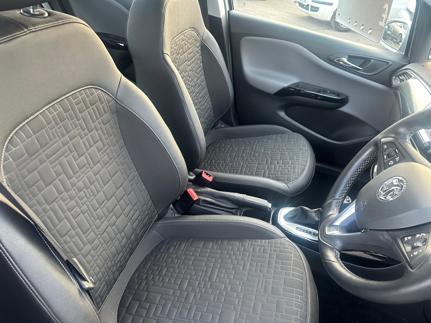 Used Vauxhall Corsa 2015 for sale - 77766093: Photo 9