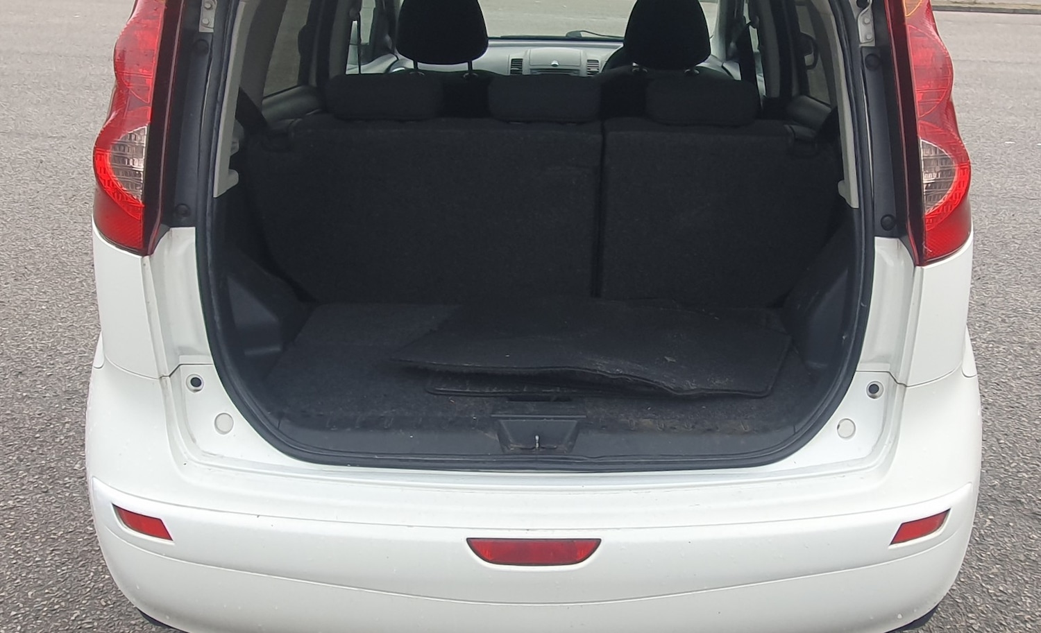 Used Nissan Note 2010 for sale - 77370639: Photo 11