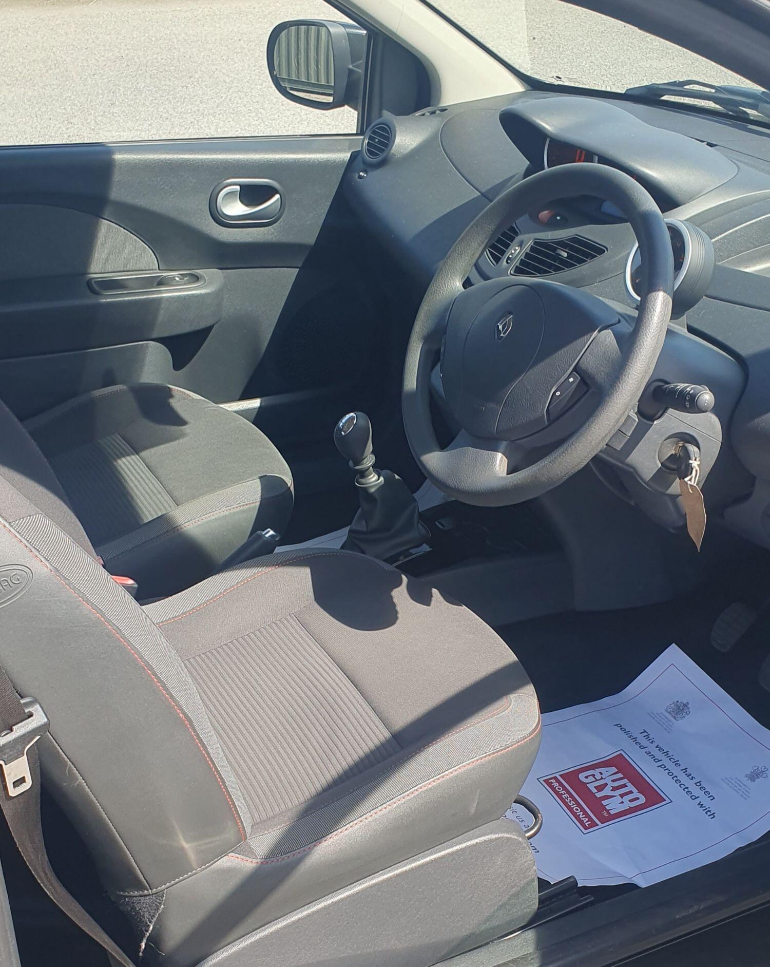 Used Renault Twingo 2013 for sale - 76793458: Photo 6