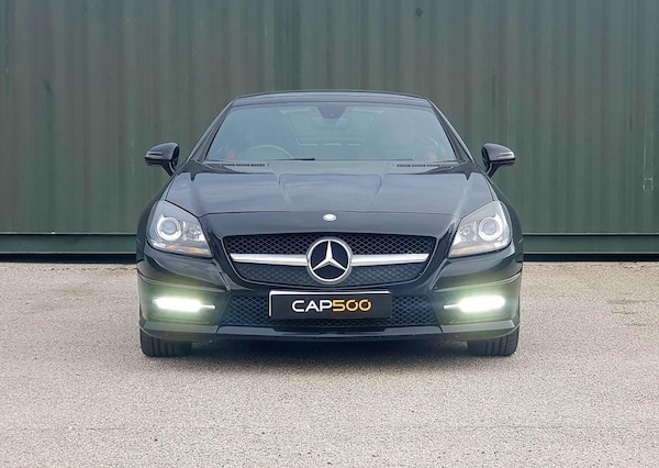 Used Mercedes-Benz SLK 2015 for sale - 63979215: Photo 2