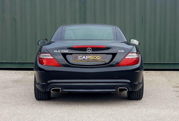 Used Mercedes-Benz SLK 2015 for sale - 63979215: Photo 5