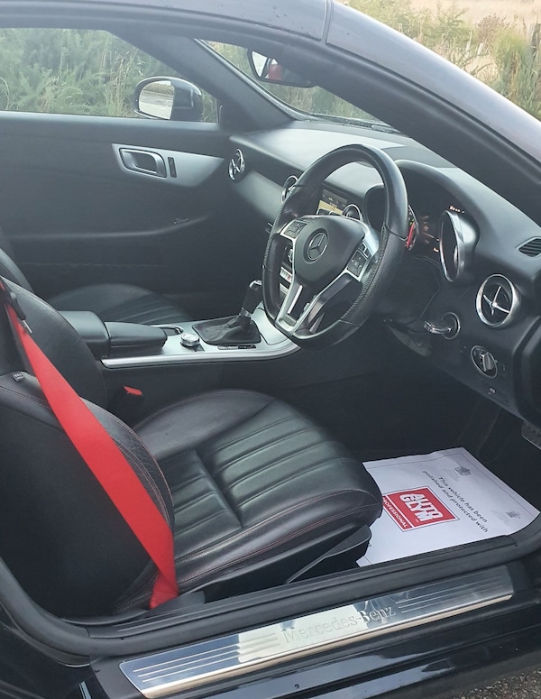 Used Mercedes-Benz SLK 2015 for sale - 63979215: Photo 8