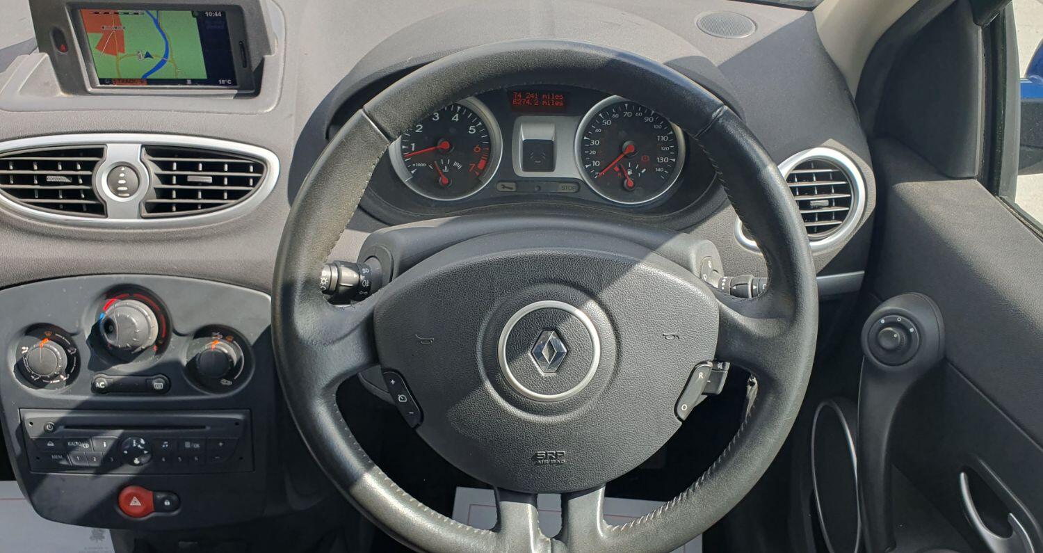 Used Renault Clio 2010 for sale - 76769180: Photo 9