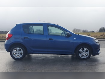 Used Dacia Sandero 2013 for sale - 76793503: Photo