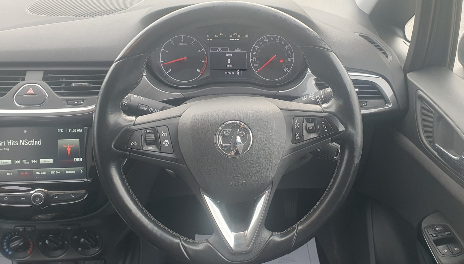 Used Vauxhall Corsa 2016 for sale - 77020579: Photo 9