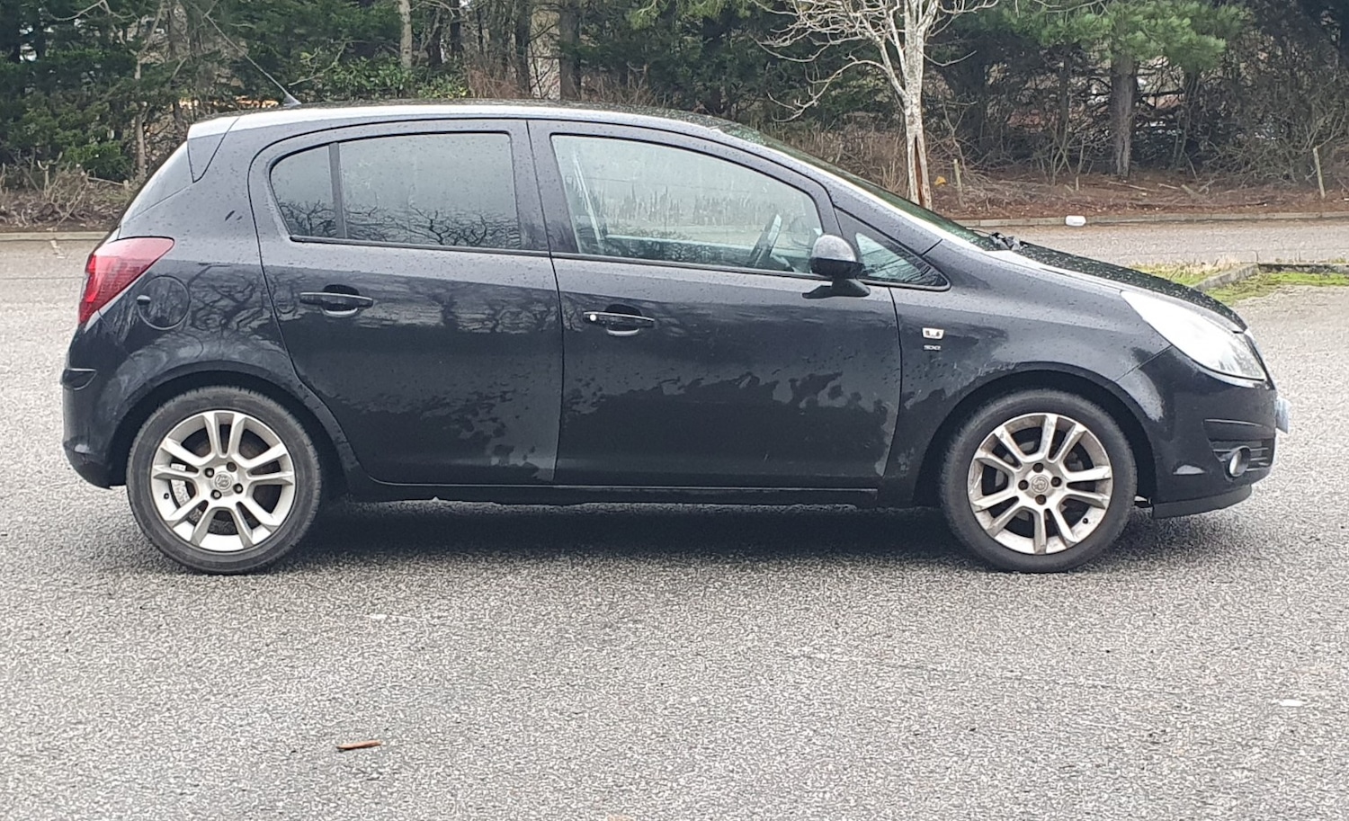 Used Vauxhall Corsa 2010 for sale - 77377752: Photo 3
