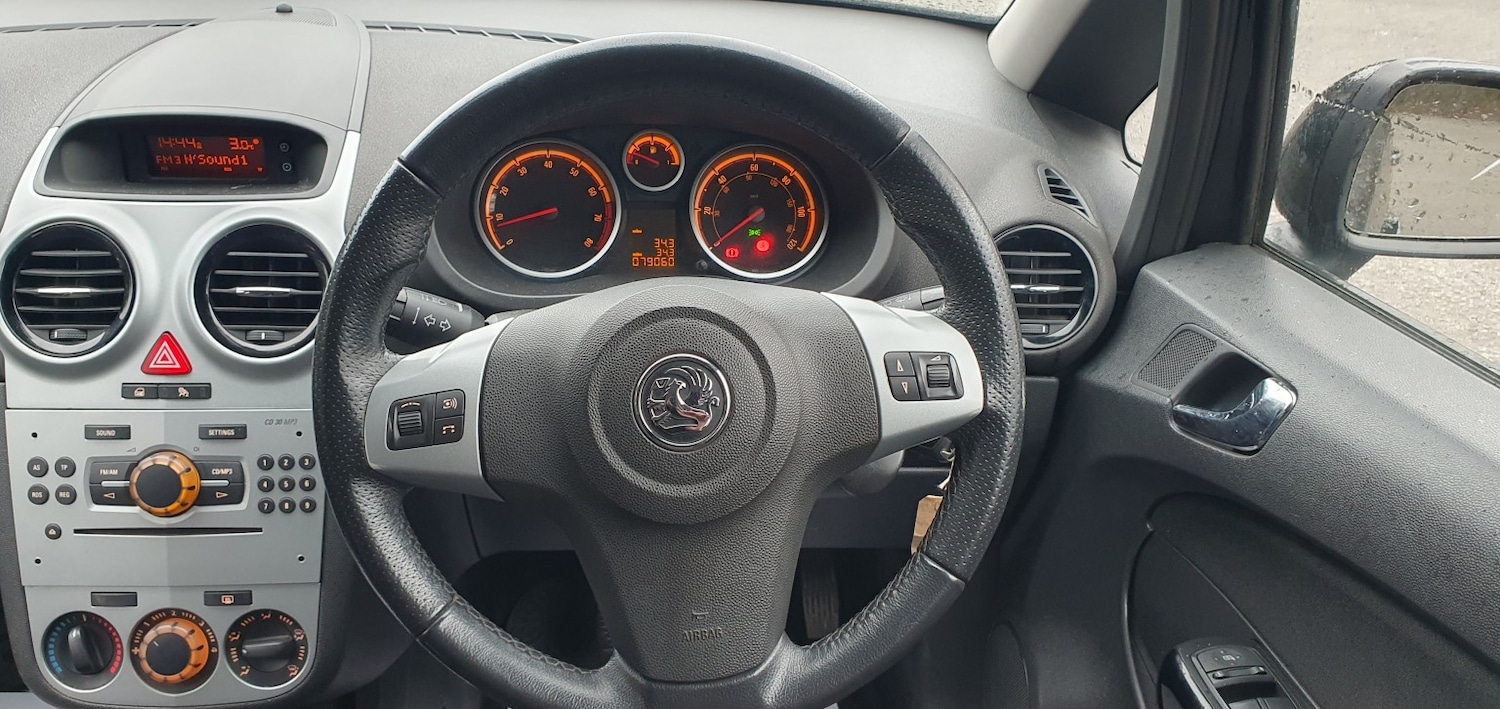 Used Vauxhall Corsa 2010 for sale - 77377752: Photo 9