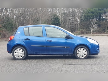 Used Renault Clio 2011 for sale - 77377783: Photo
