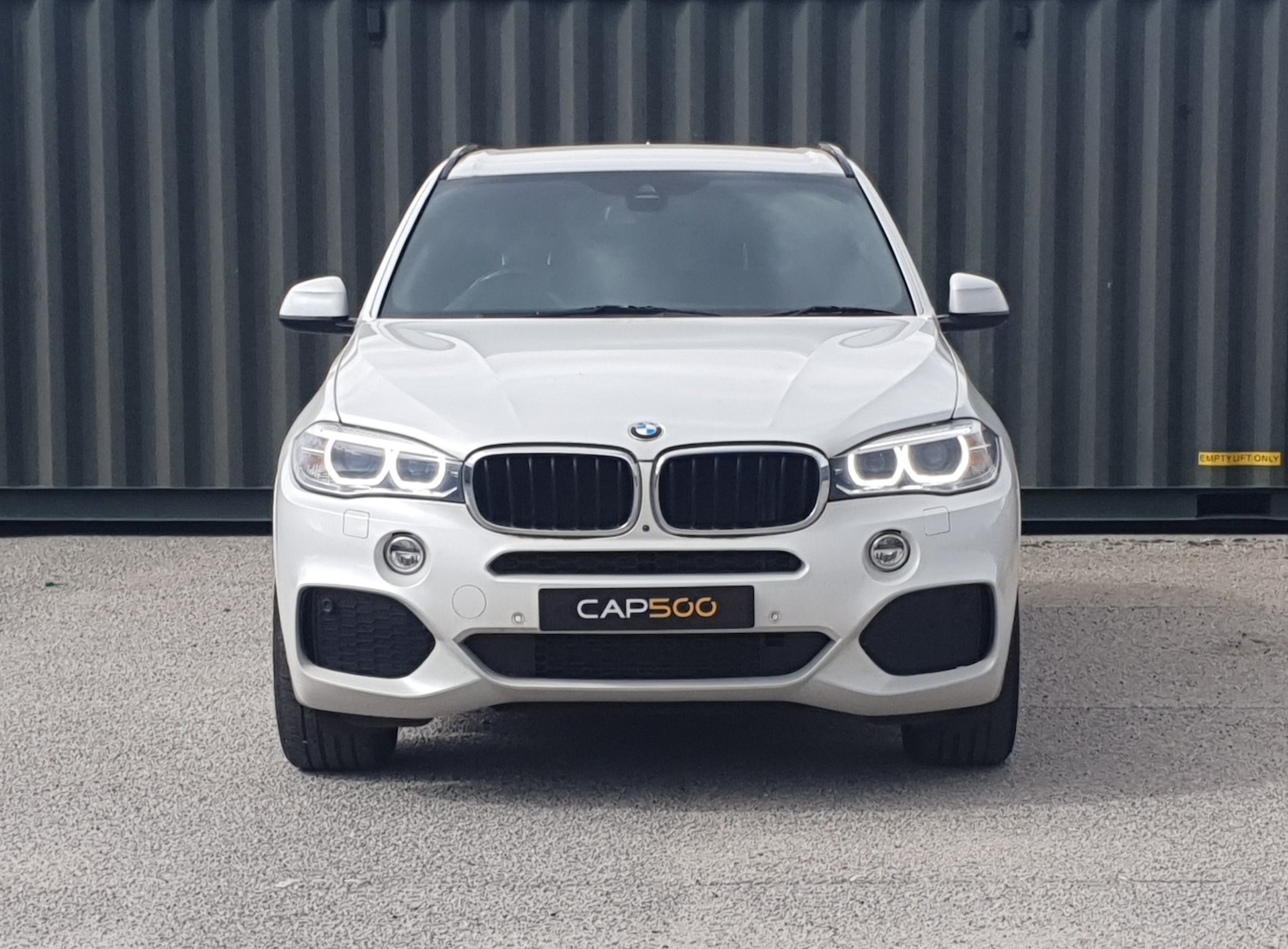 Used BMW X5 2015 for sale - 77149724: Photo 2