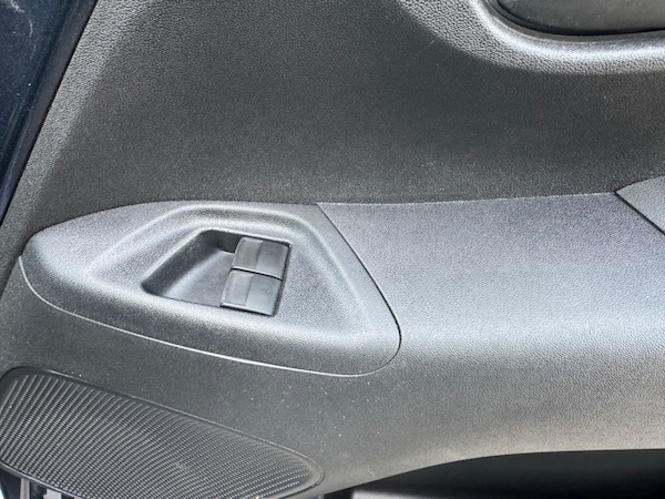 Used Peugeot 108 2016 for sale - 75163842: Photo 27