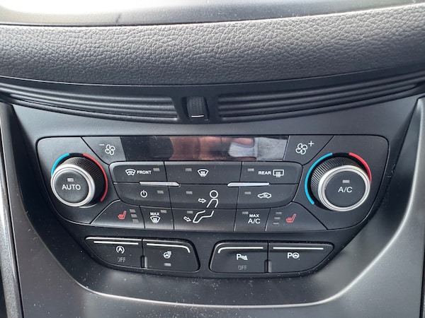 Used Ford Kuga 2016 for sale - 74568921: Photo 21