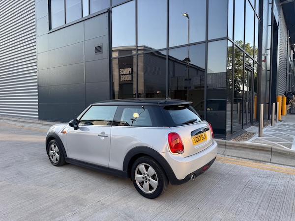 Used MINI Hatch 2017 for sale - 75367222: Photo 4