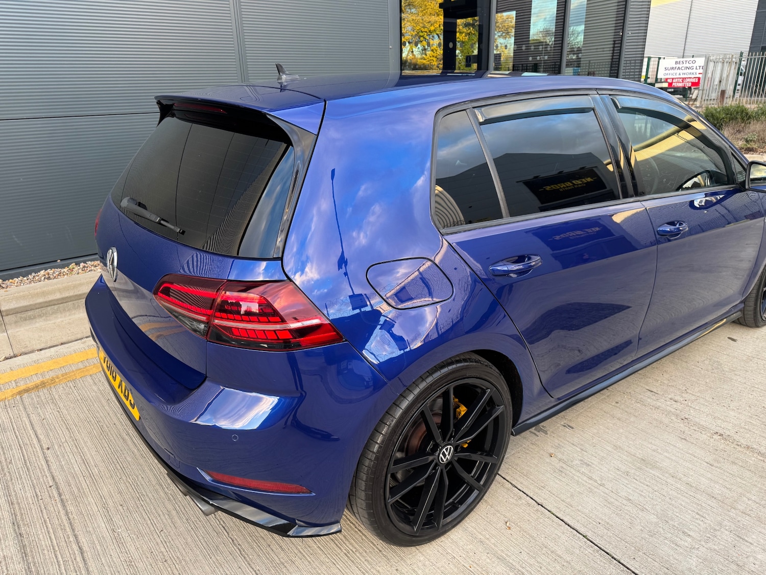 Used Volkswagen Golf 2018 for sale - 76758197: Photo 35