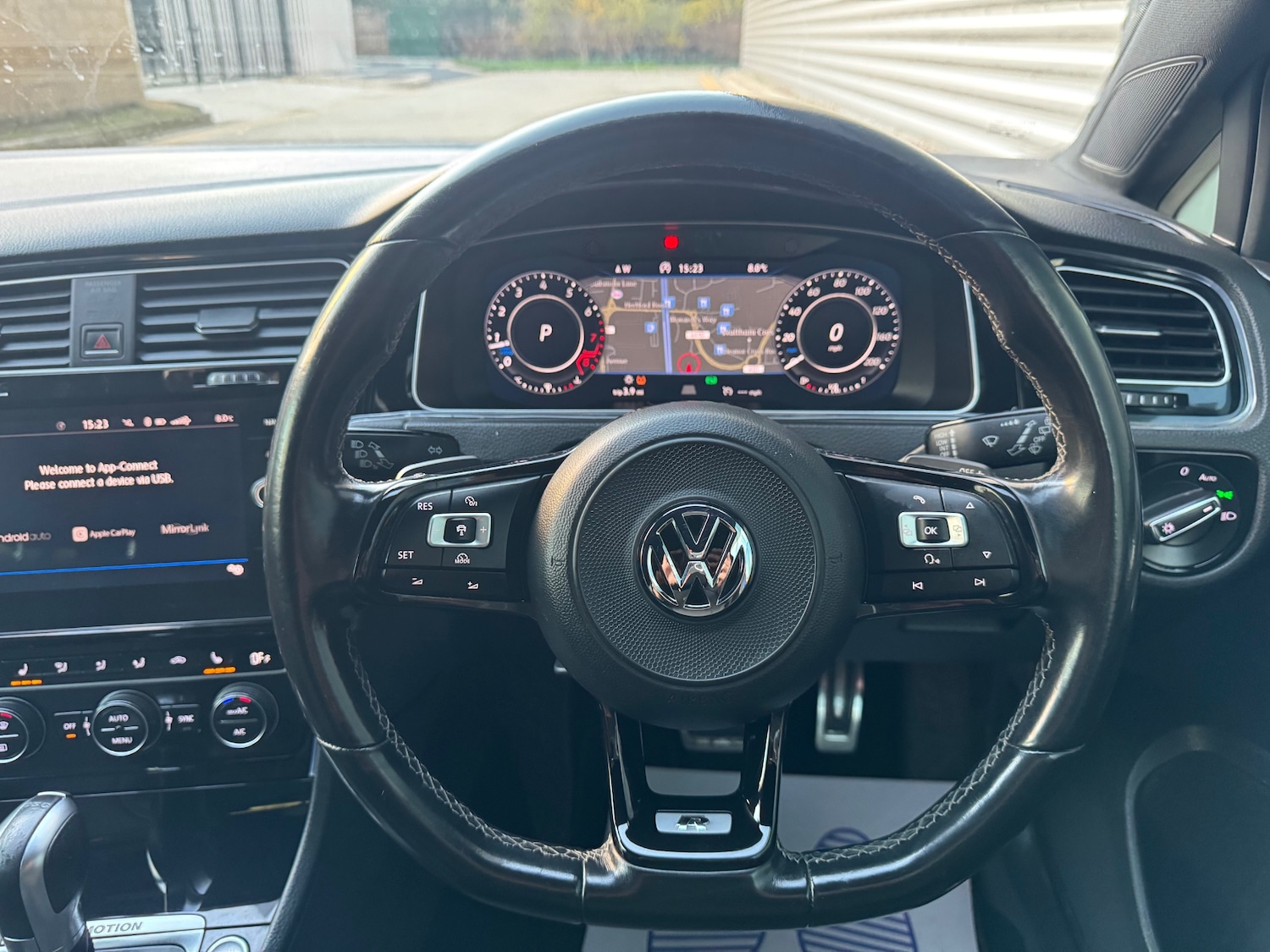 Used Volkswagen Golf 2018 for sale - 76758197: Photo 9