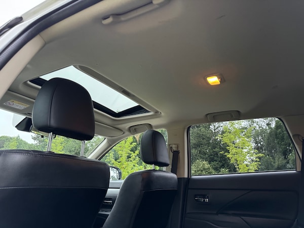 Used Mitsubishi Outlander 2015 for sale - 75228202: Photo 19