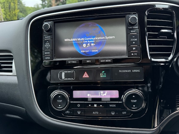 Used Mitsubishi Outlander 2015 for sale - 75228202: Photo 27