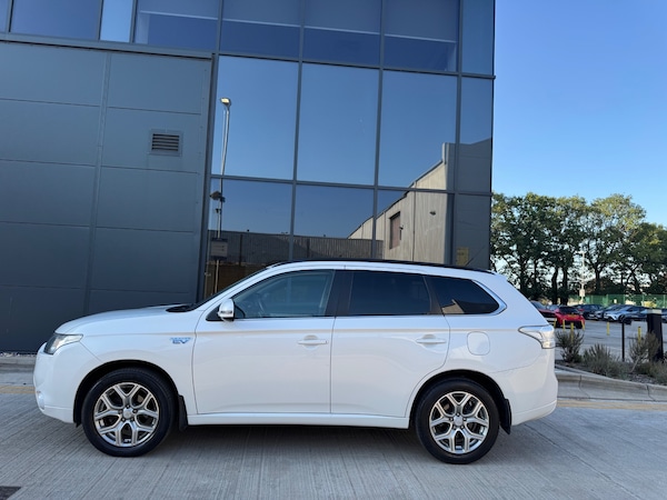 Used Mitsubishi Outlander 2015 for sale - 75228202: Photo 4