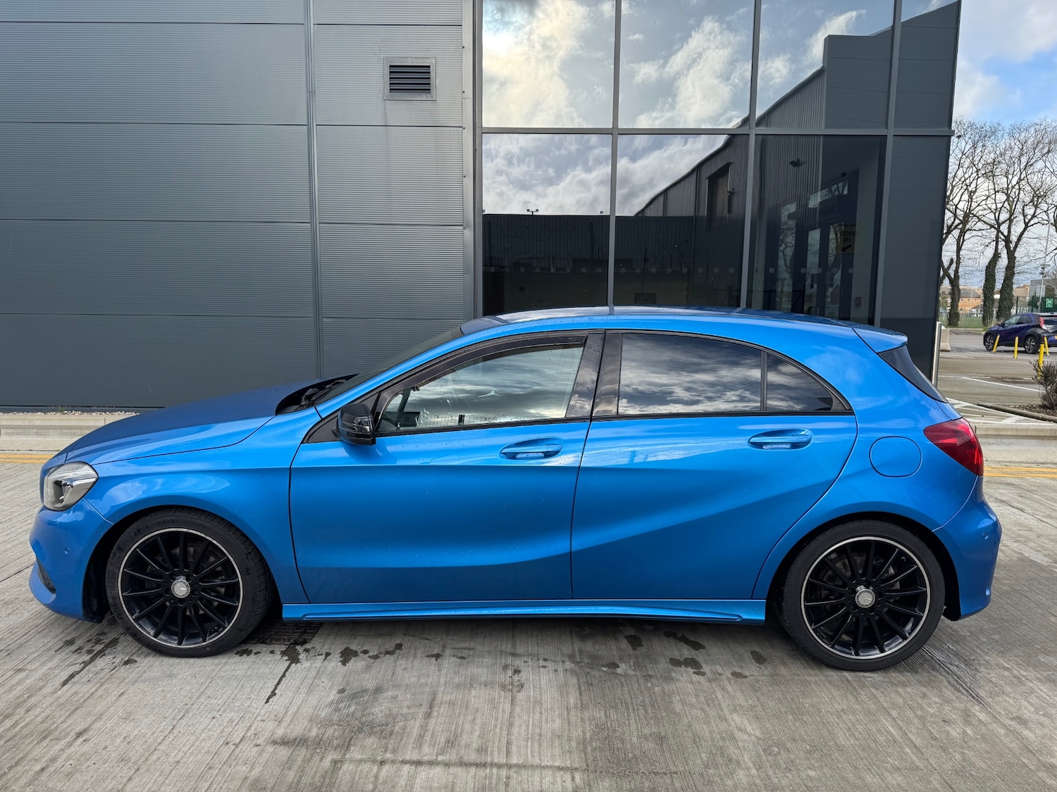 Used Mercedes-Benz A-Class 2016 for sale - 77392635: Photo 46