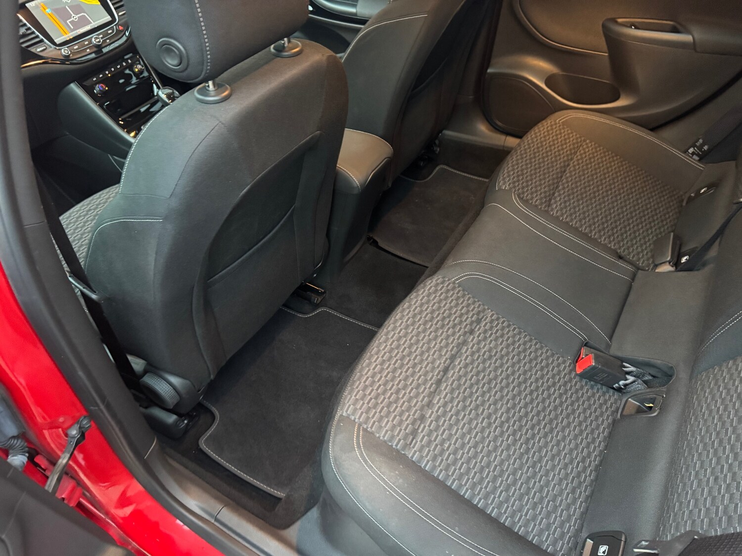 Used Vauxhall Astra 2018 for sale - 77184180: Photo 22