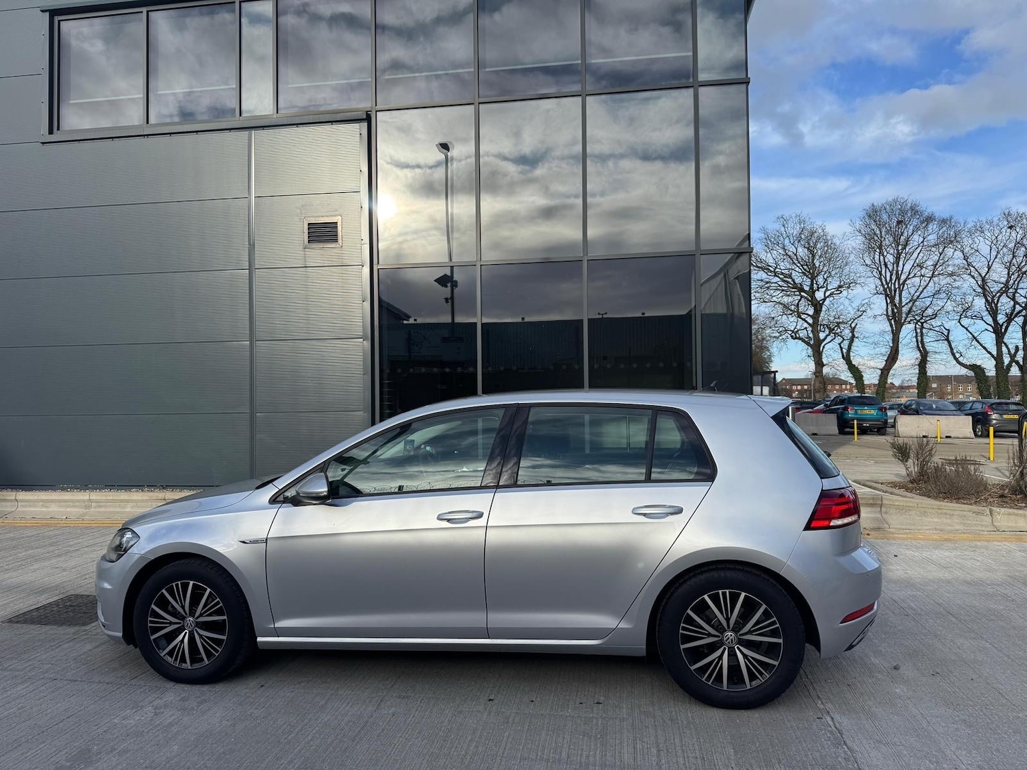 Used Volkswagen Golf 2018 for sale - 77324419: Photo 26