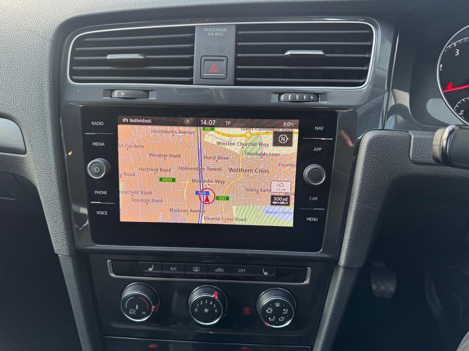 Used Volkswagen Golf 2018 for sale - 77324419: Photo 9