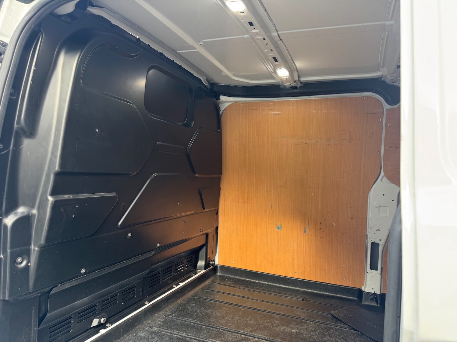 Used Ford Transit Custom 2020 for sale - 76091295: Photo 12