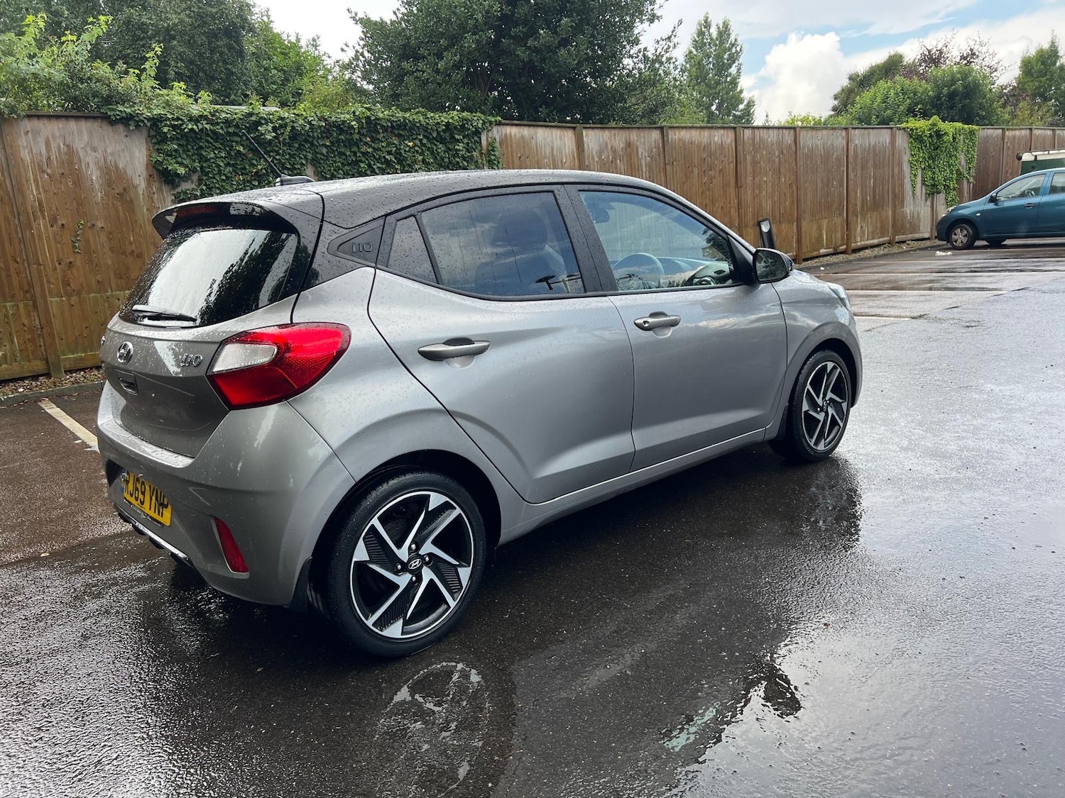 Used Hyundai i10 2020 for sale - 76250742: Photo 2