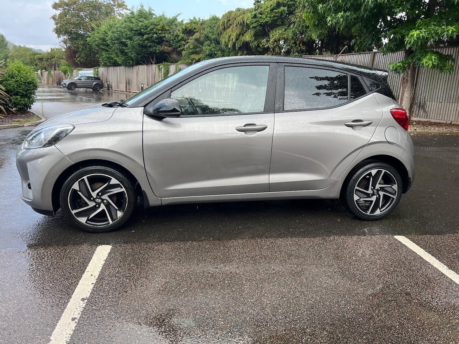 Used Hyundai i10 2020 for sale - 76250742: Photo 7