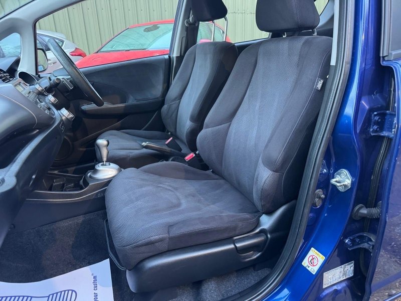 Used Honda Jazz 2010 for sale - 77450150: Photo 10