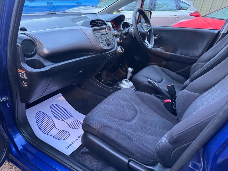 Used Honda Jazz 2010 for sale - 77450150: Photo 13